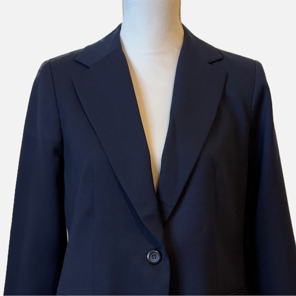 Pendleton Navy 100% Wool Blazer Jacket
Women’s 10 Petite - Picture 2 of 10